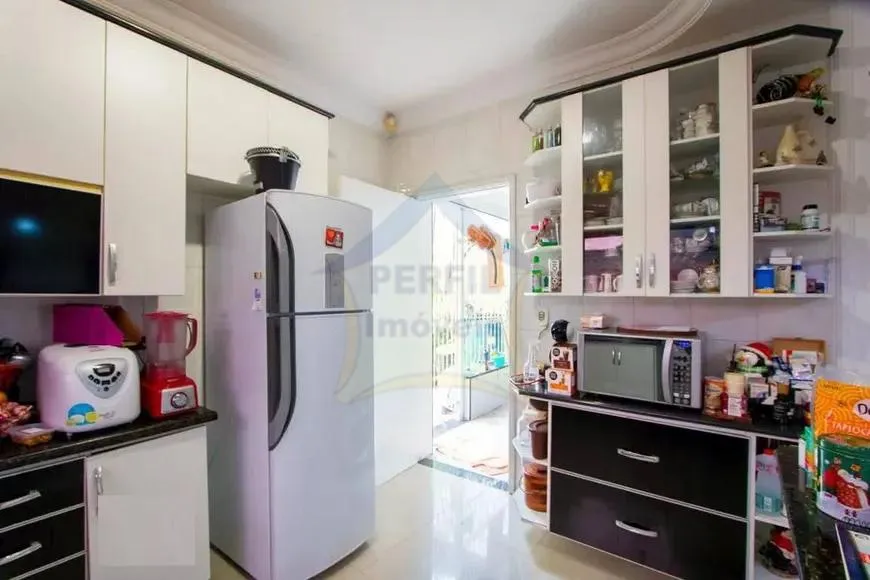 LINDA CASA ! ÓTIMA LOCALIZAÇÃO ! À VENDA Venda no Parque Novo Oratório, SANTO ANDRÉ.
