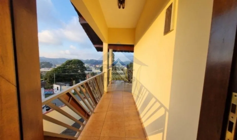 Lindissíma Casa para Venda no bairro Centro Alto. OPORTUNIDADE!