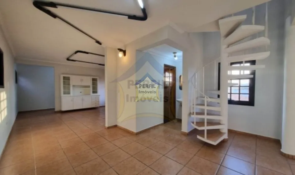 Lindissíma Casa para Venda no bairro Centro Alto. OPORTUNIDADE!