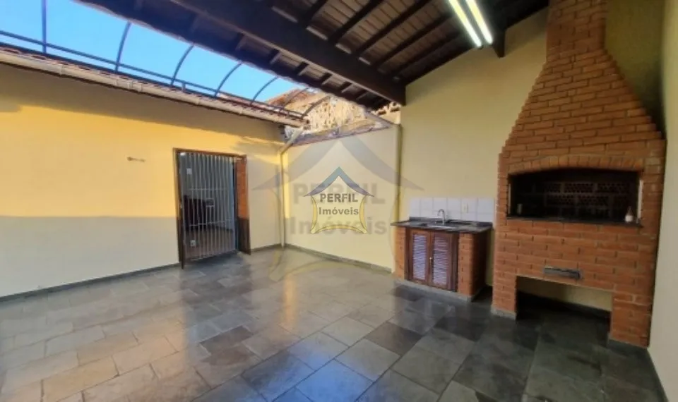 Lindissíma Casa para Venda no bairro Centro Alto. OPORTUNIDADE!