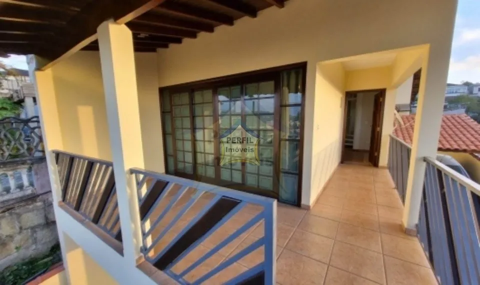Lindissíma Casa para Venda no bairro Centro Alto. OPORTUNIDADE!