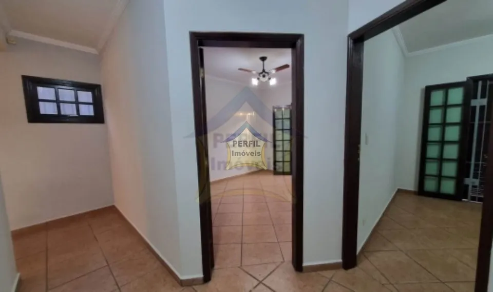Lindissíma Casa para Venda no bairro Centro Alto. OPORTUNIDADE!
