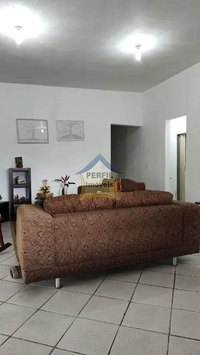 Chácara à Venda no bairro Palmeiras, Suzano- 5 dorm, 1 suíte, 236,32 m, 8.100 m