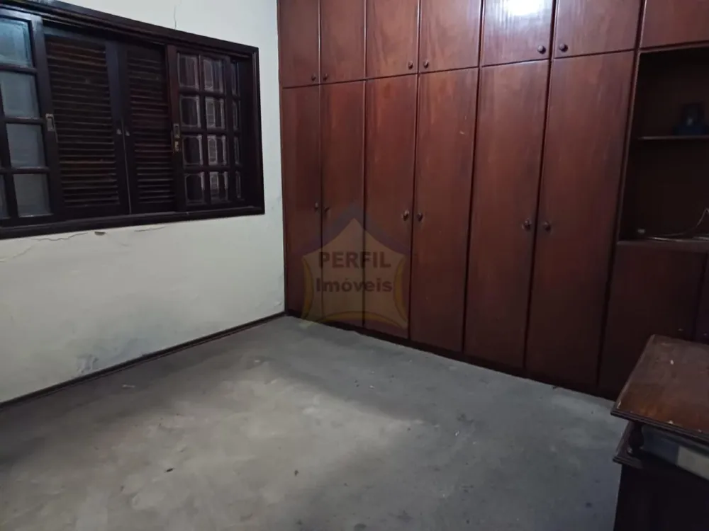 Casa à Venda no bairro Vila Assunção, Santo André- 180 mts