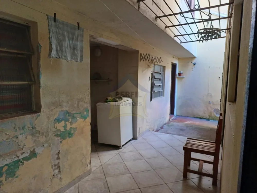 Casa à Venda no bairro Vila Assunção, Santo André- 180 mts