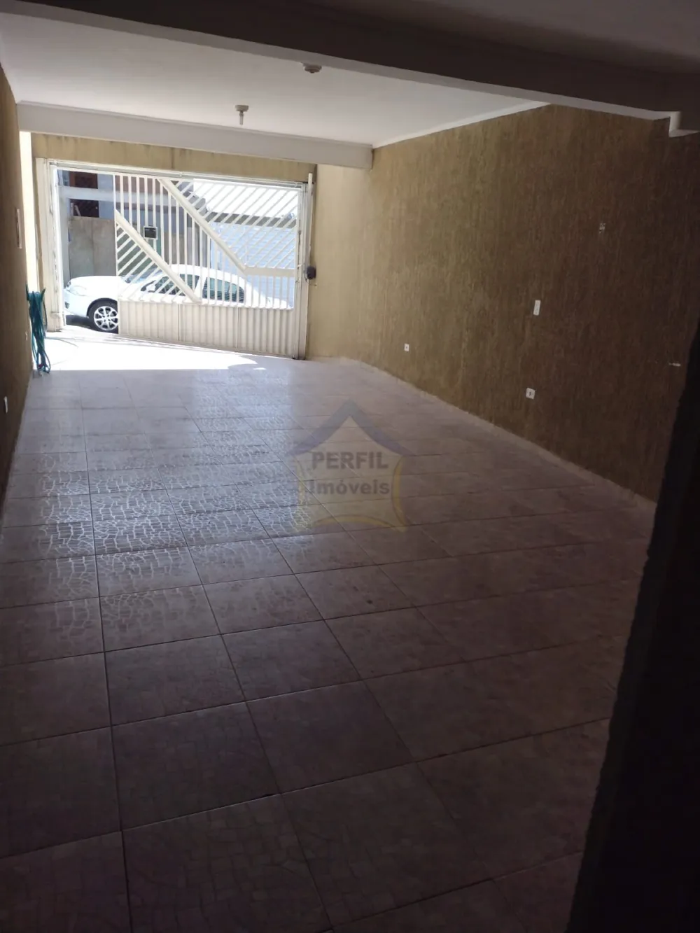 Sobrado à Venda no bairro Condomínio Maracanã, Santo André 2 dorm, 1 suíte, 5 vagas, 179 m