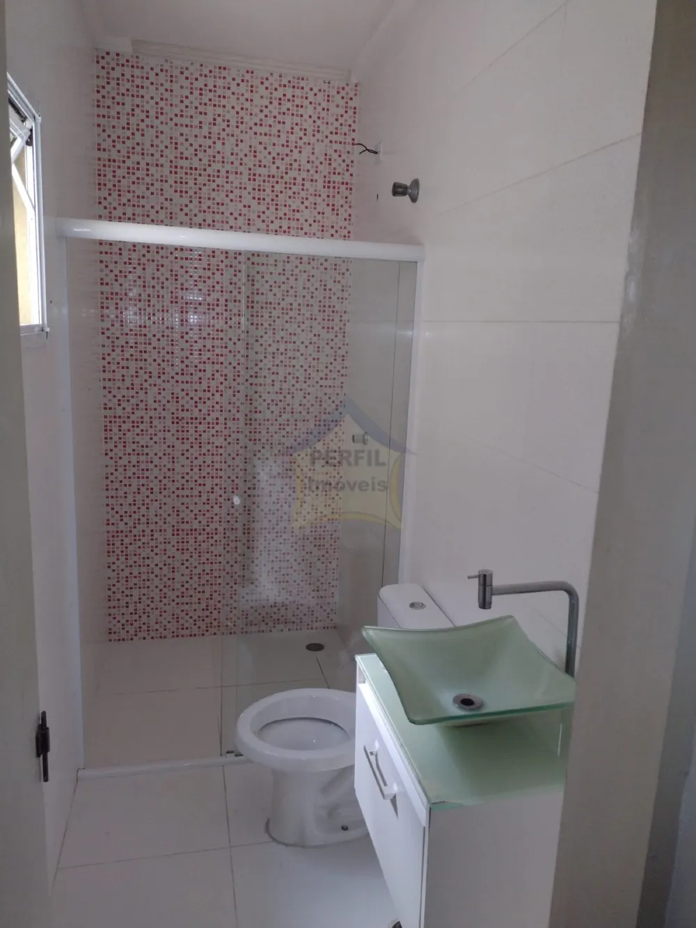 Sobrado à Venda no bairro Condomínio Maracanã, Santo André 2 dorm, 1 suíte, 5 vagas, 179 m