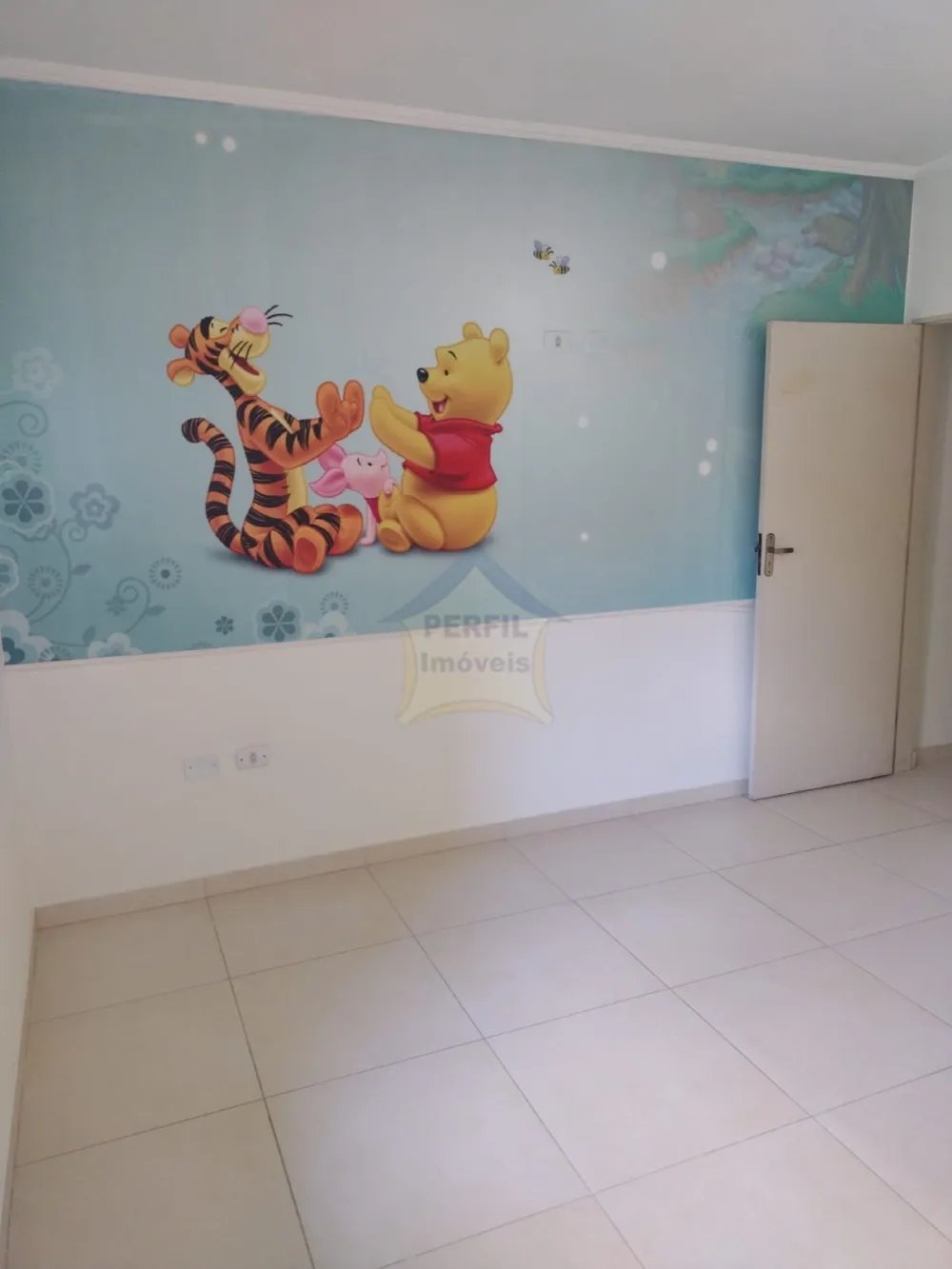 Sobrado à Venda no bairro Condomínio Maracanã, Santo André 2 dorm, 1 suíte, 5 vagas, 179 m