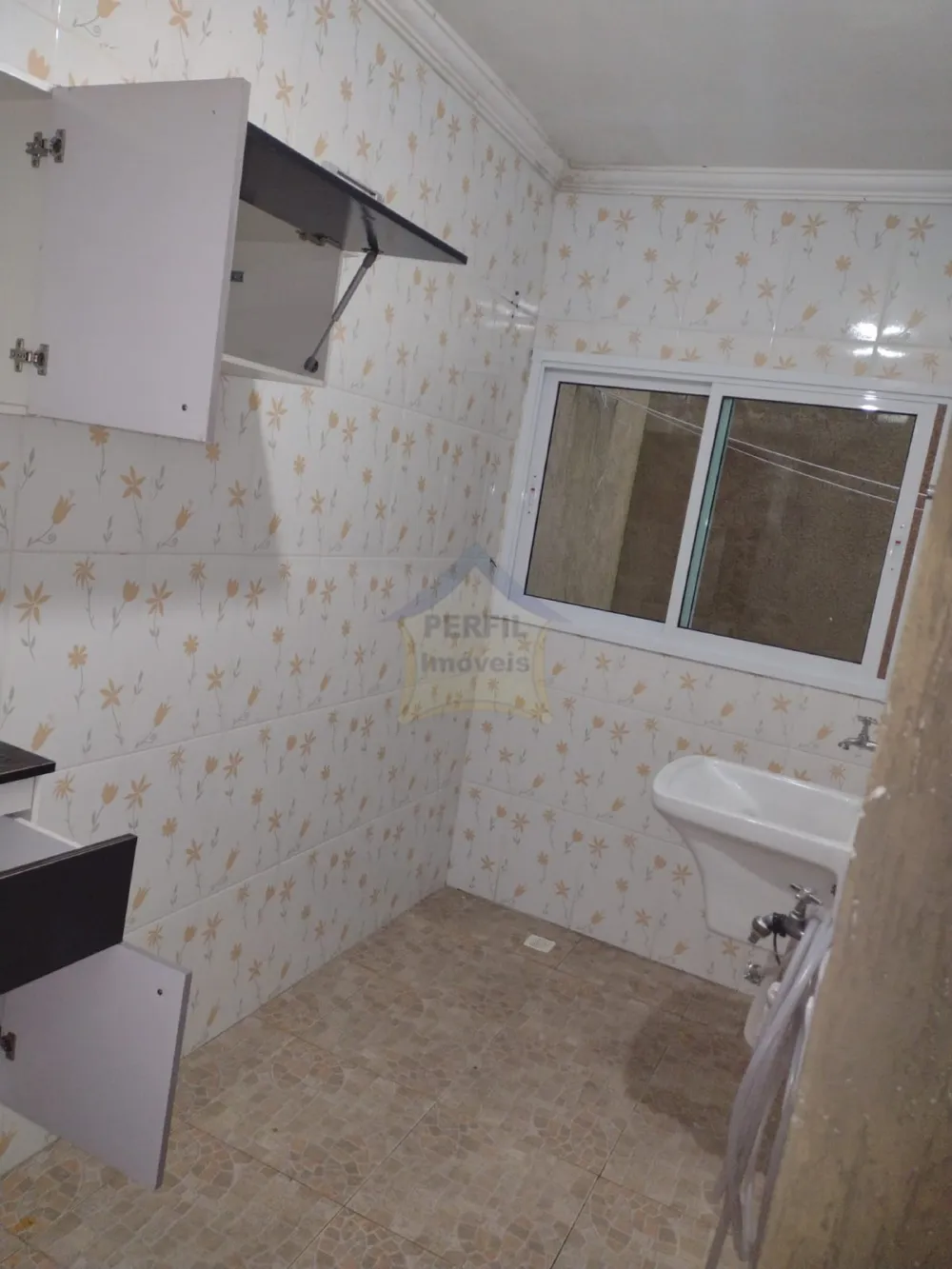 Sobrado à Venda no bairro Condomínio Maracanã, Santo André 2 dorm, 1 suíte, 5 vagas, 179 m