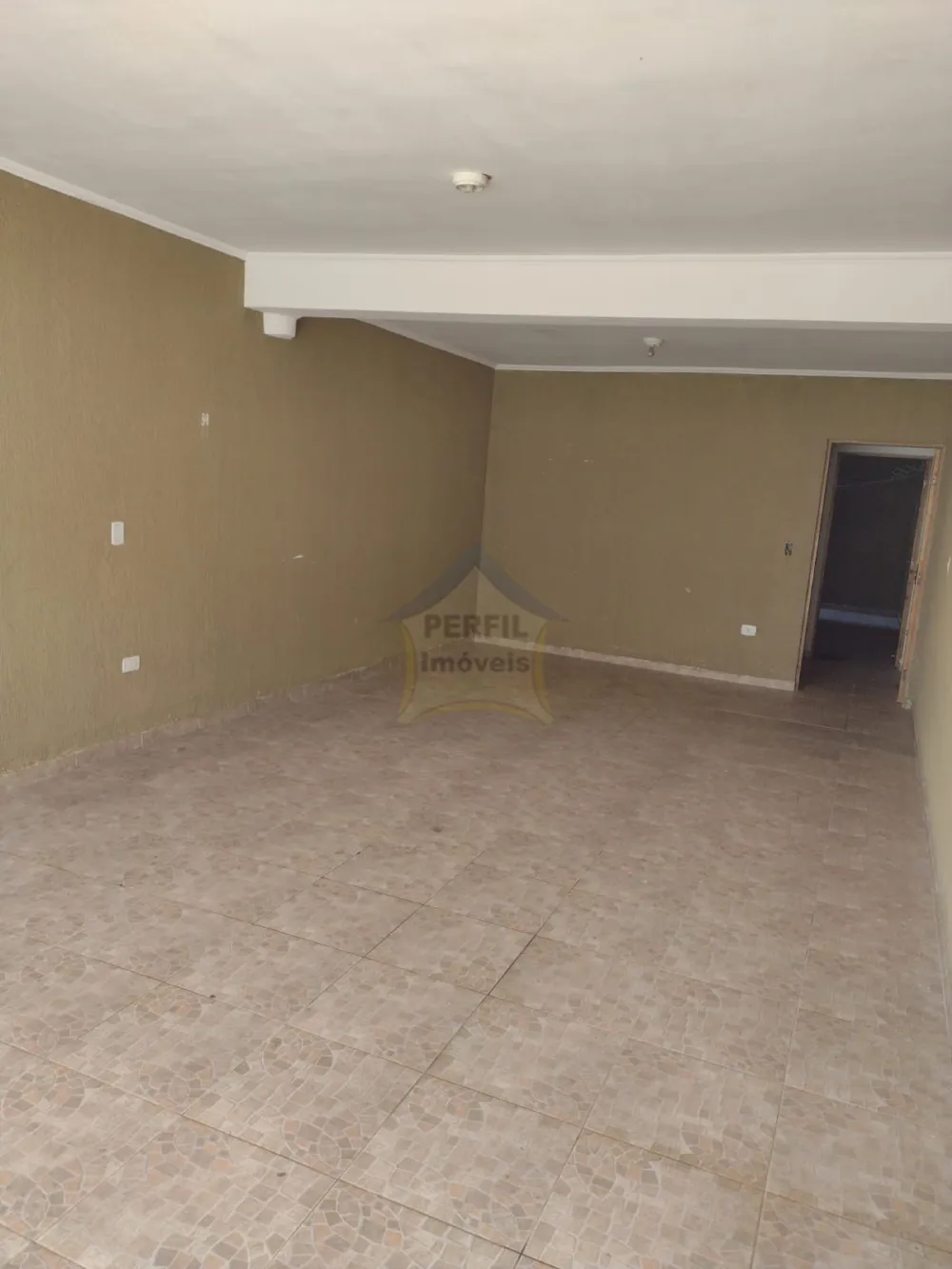 Sobrado à Venda no bairro Condomínio Maracanã, Santo André 2 dorm, 1 suíte, 5 vagas, 179 m
