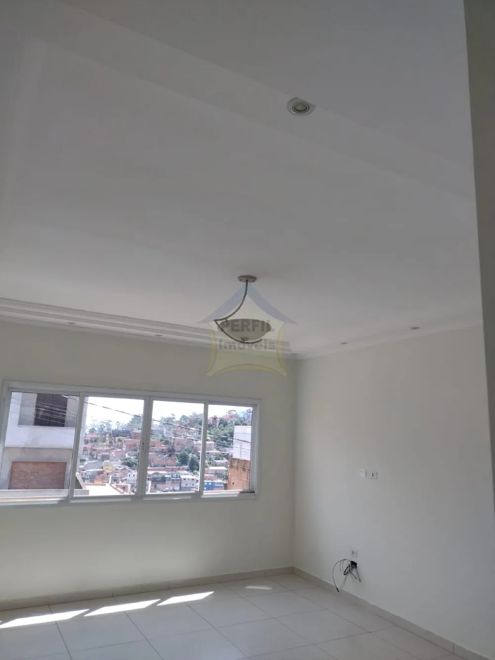 Sobrado à Venda no bairro Condomínio Maracanã, Santo André 2 dorm, 1 suíte, 5 vagas, 179 m