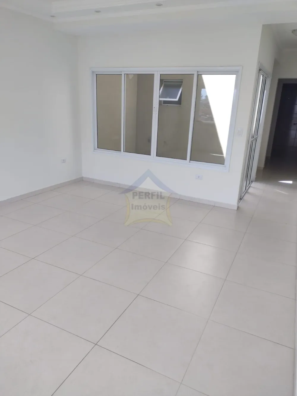 Sobrado à Venda no bairro Condomínio Maracanã, Santo André 2 dorm, 1 suíte, 5 vagas, 179 m