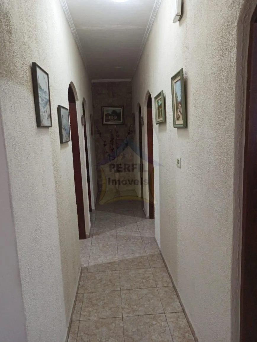 Casa à Venda no bairro Jardim Pilar, em Mauá- 2 dorm, 2 vagas.