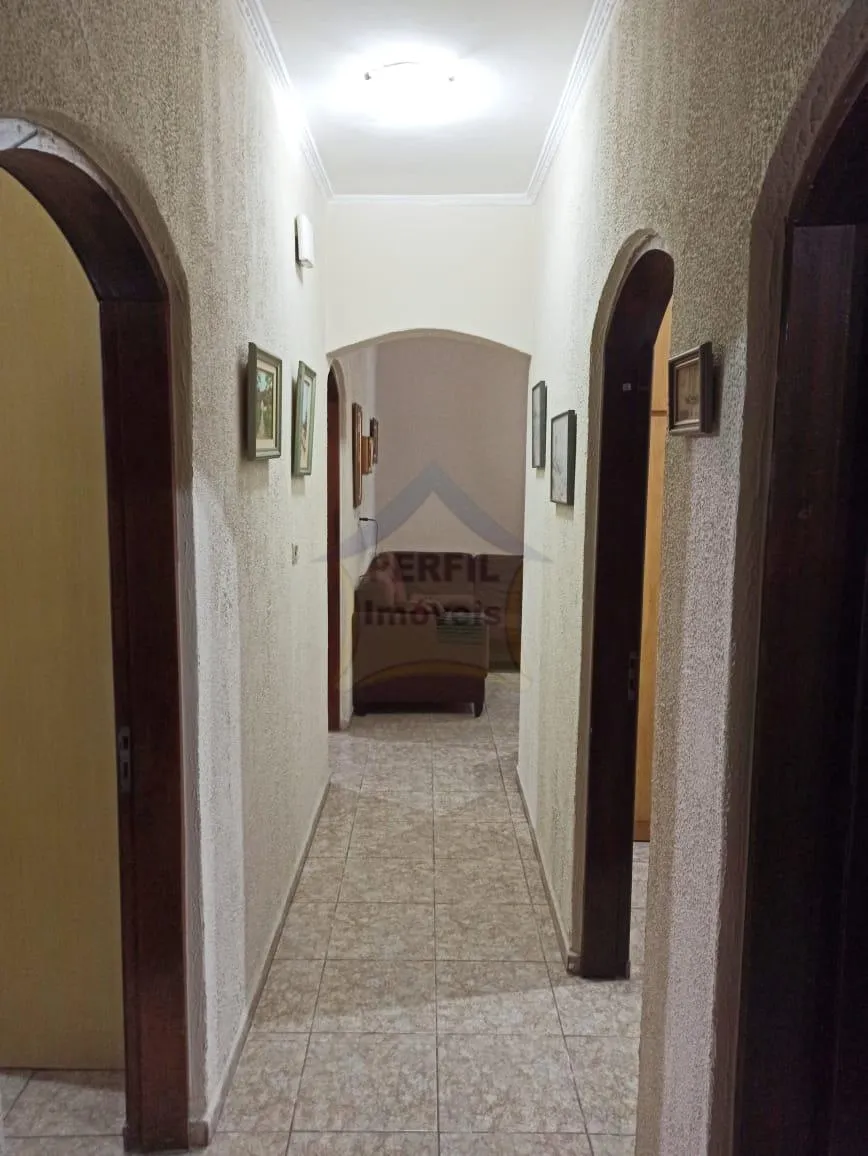 Casa à Venda no bairro Jardim Pilar, em Mauá- 2 dorm, 2 vagas.