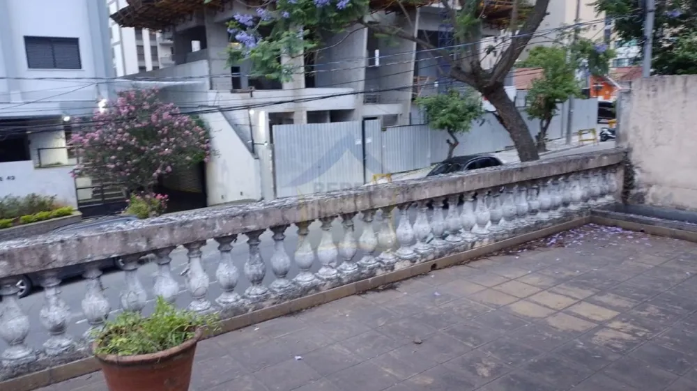 CASA Á VENDA - BAIRRO NOBRE-SANTO ANDRÉ- 500 M/  314 M, EXCELENTE PARA CONSTRUÇÃO DE EDIFÍCIO.
