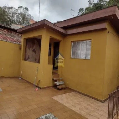 Linda Casa Térrea para Venda no Bairro Roncon , Ribeirão Pires/ 2 dorms, 2 vagas, 150 mt.