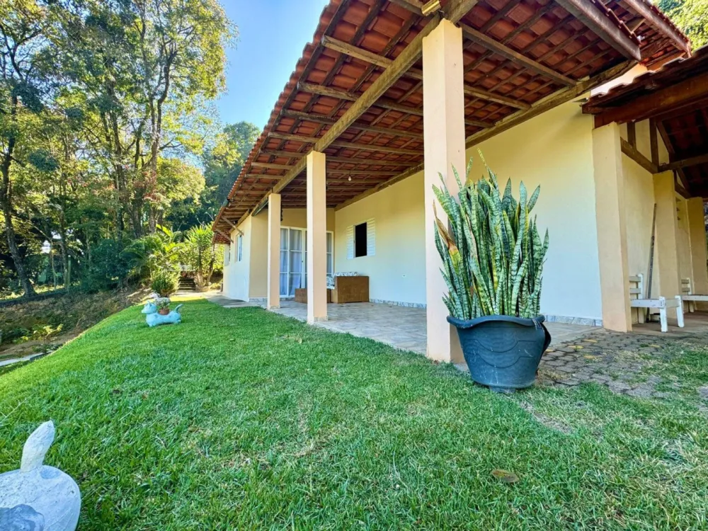 OPORTUNIDADE ! Linda Chácara à venda  em valinhos! R$750.000,00