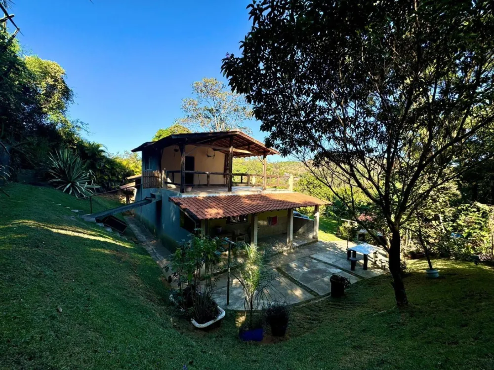 OPORTUNIDADE ! Linda Chácara à venda  em valinhos! R$750.000,00