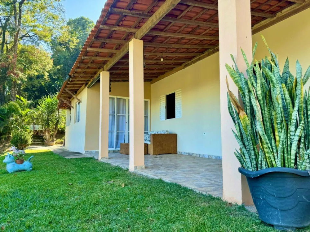 OPORTUNIDADE ! Linda Chácara à venda  em valinhos! R$750.000,00