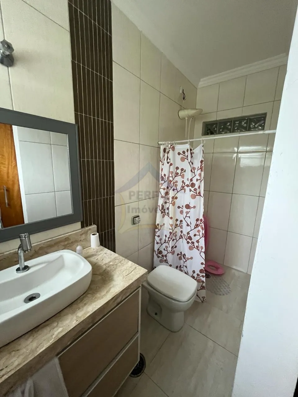 Linda Casa Térrea  de esquina à venda -Sta.  Luzia Ribeirão Pires