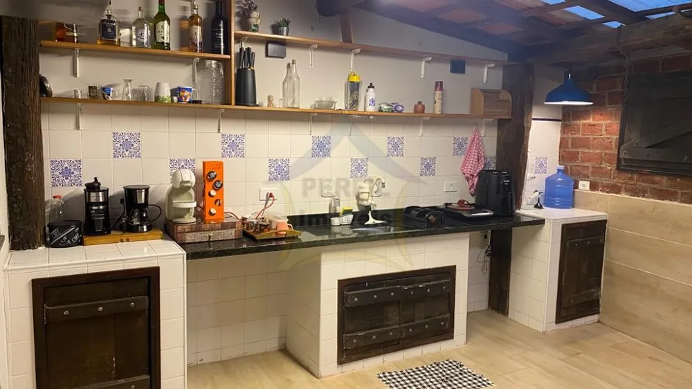 APARTAMENTO à venda em SCS / Baeta Neves