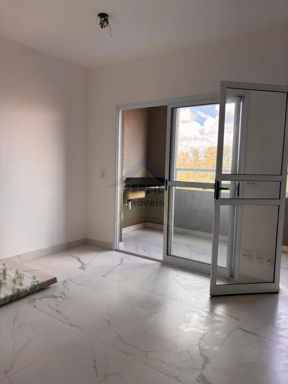Apartamento novo à venda em Campinas /Pq. Prado.