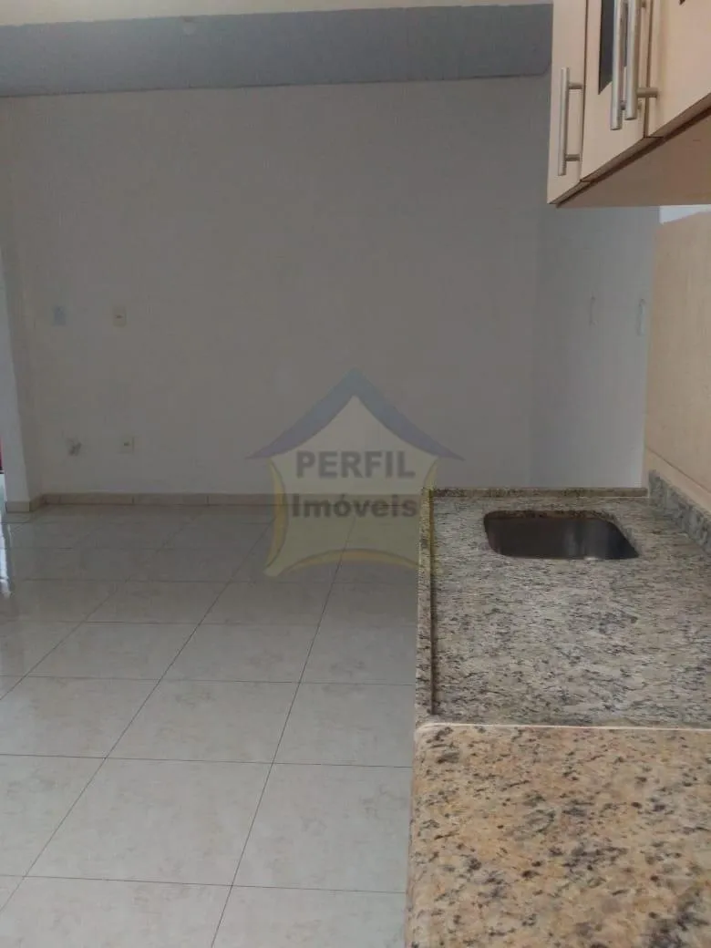 - Sobrado à venda em Santo André Vila Alzira !  Ótima Localização! Reformado!