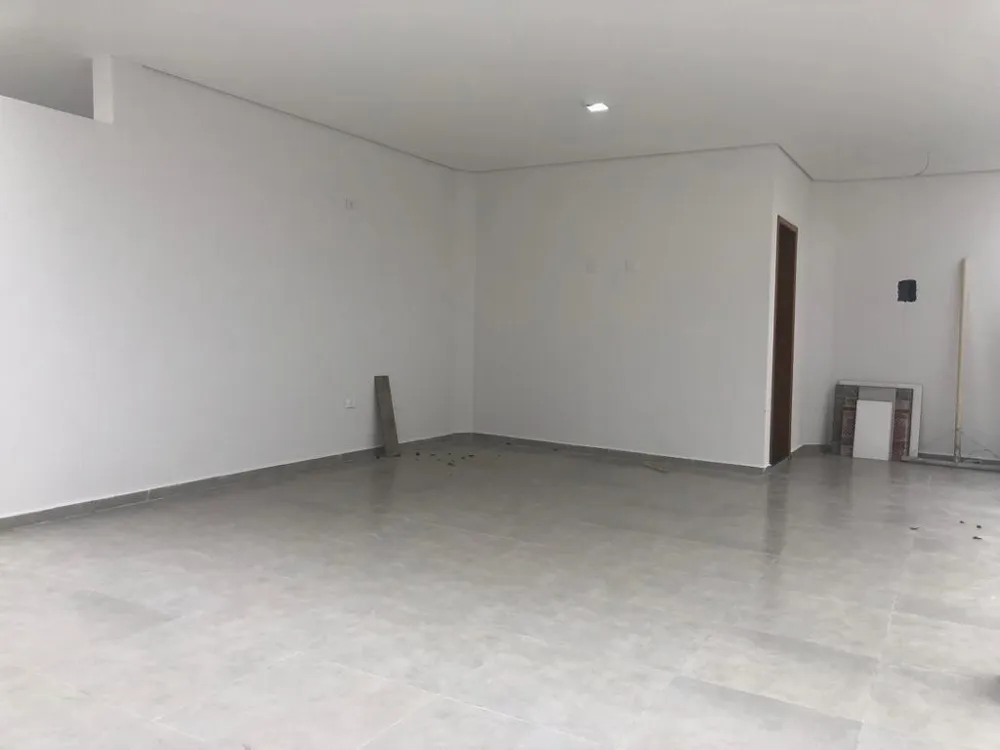  LINDO Sobrado com Cobertura à  em Santo André!