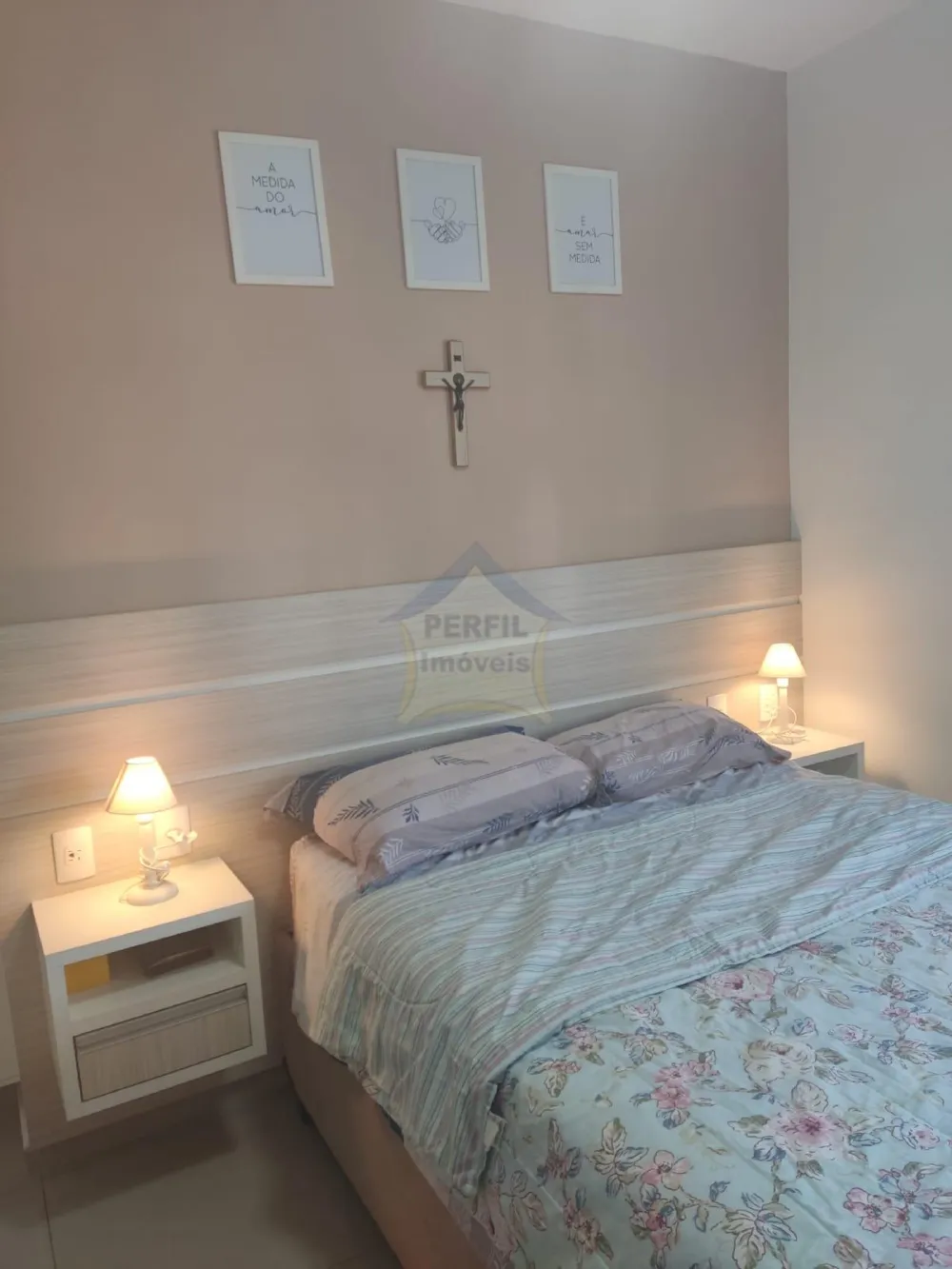 Apartamento à venda em Taubaté /3 dorms, 2 banheiros .