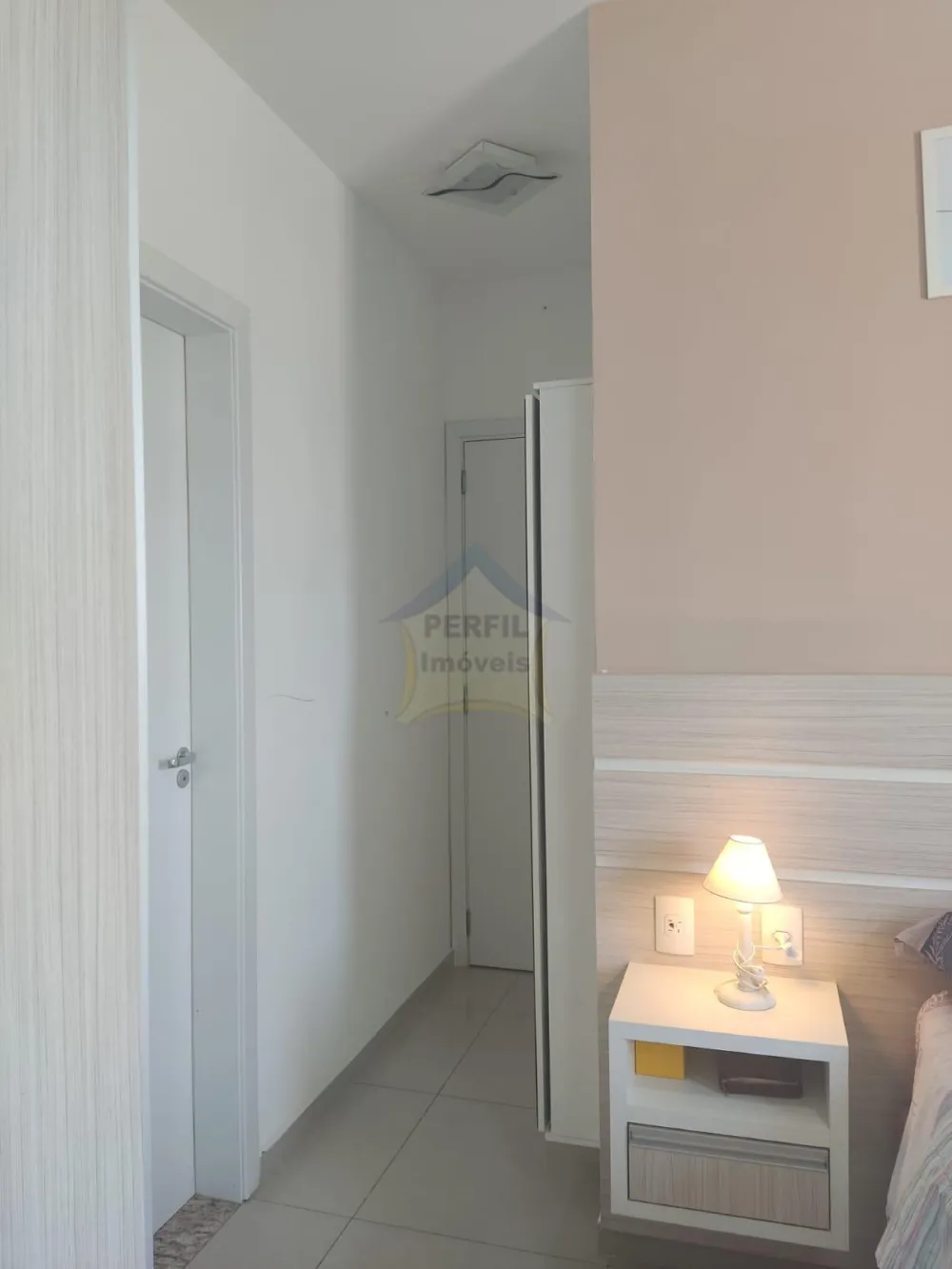 Apartamento à venda em Taubaté /3 dorms, 2 banheiros .