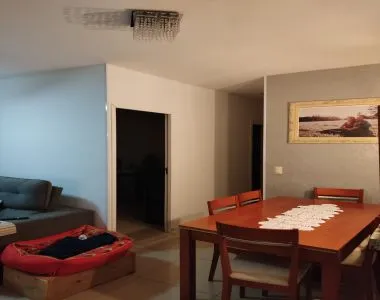 Apartamento à venda em Taubaté /3 dorms, 2 banheiros .