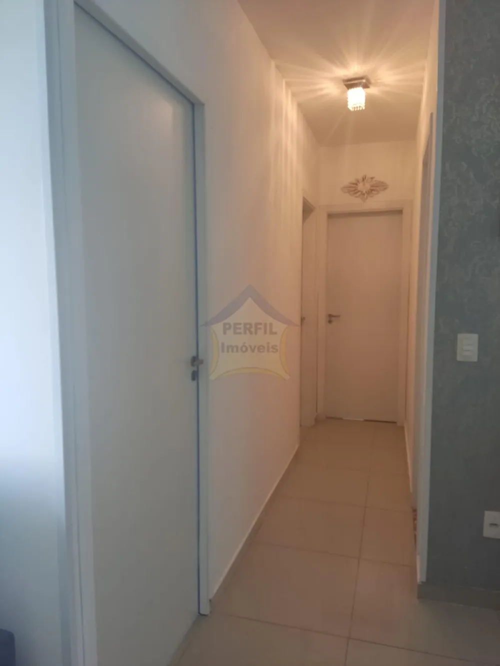 Apartamento à venda em Taubaté /3 dorms, 2 banheiros .