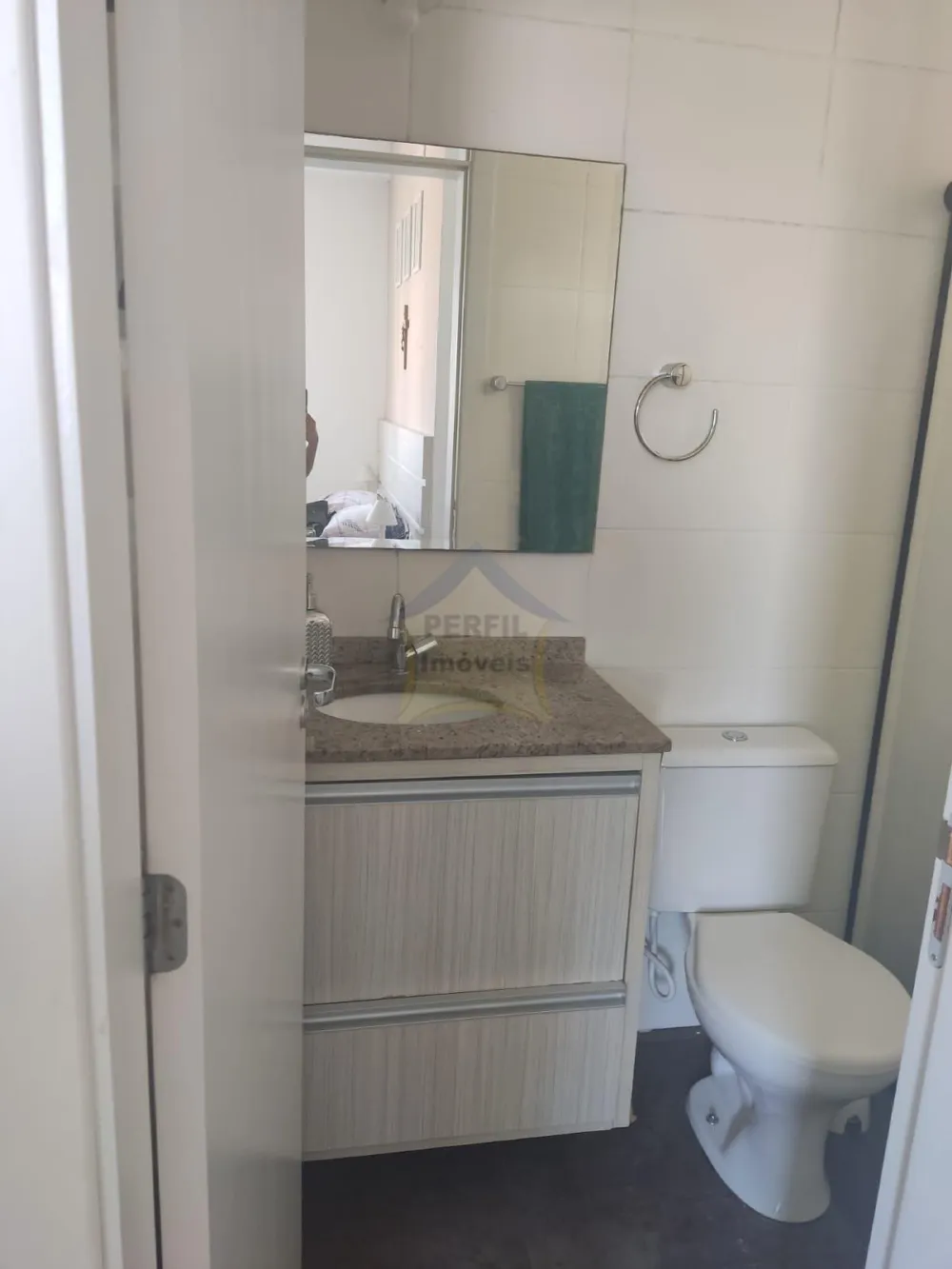 Apartamento à venda em Taubaté /3 dorms, 2 banheiros .