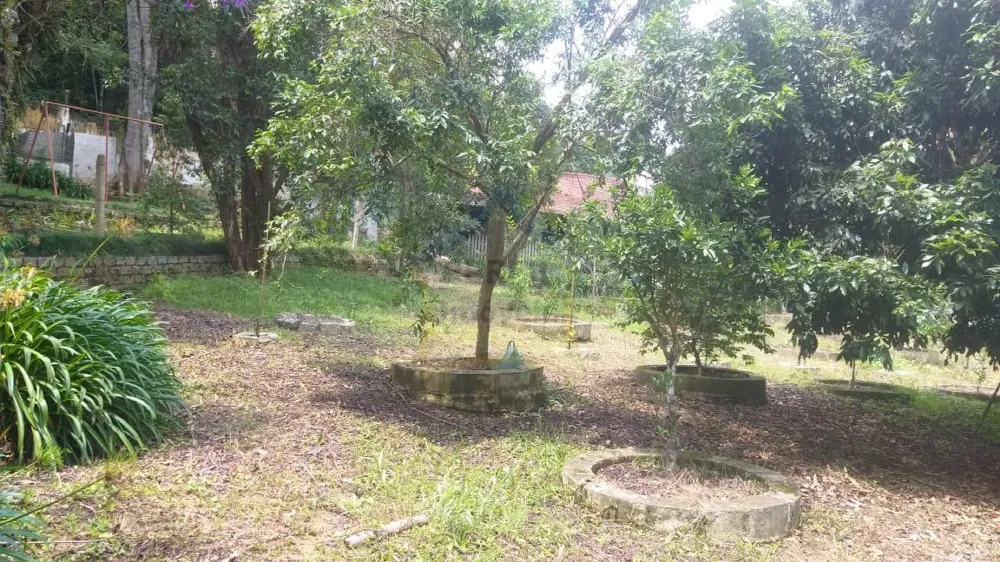 Chácara à venda em Palmeiras/ Suzano. 428M 