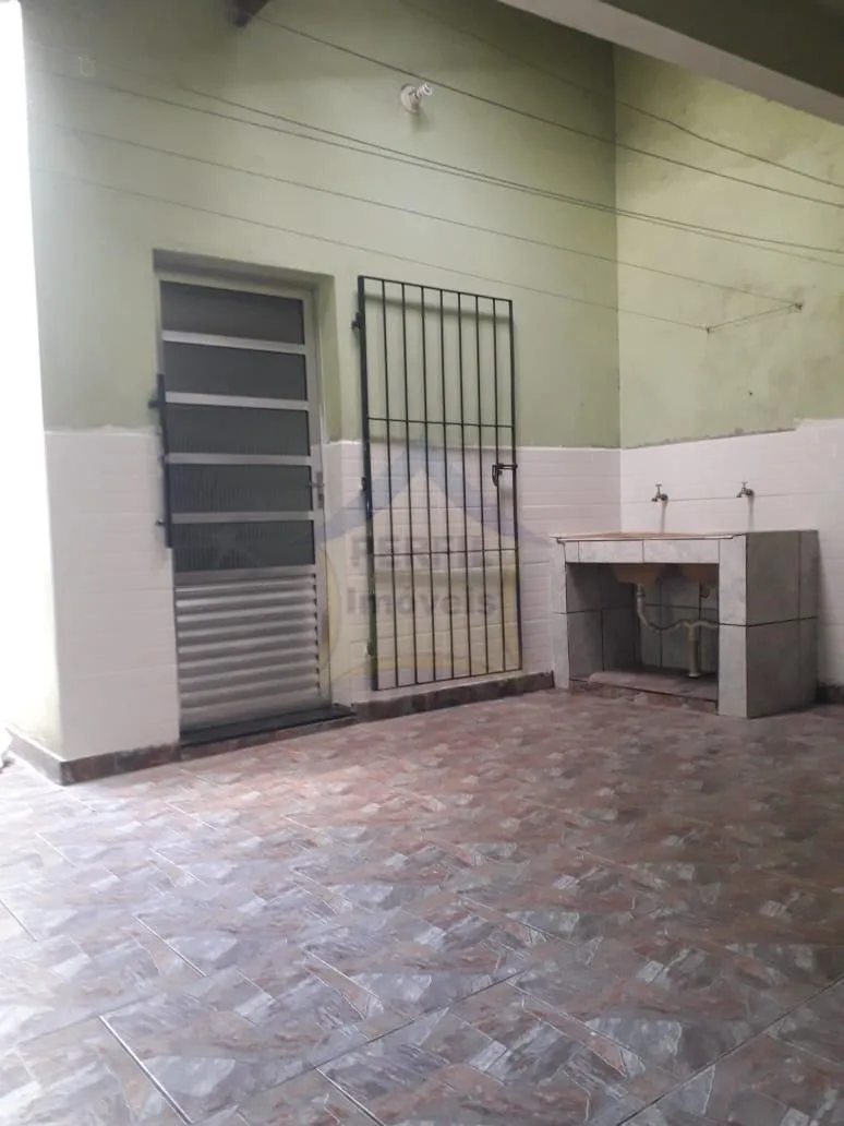 Lindo sobrado com 4 dormitorios sendo 2 suítes a venda em Mauá !