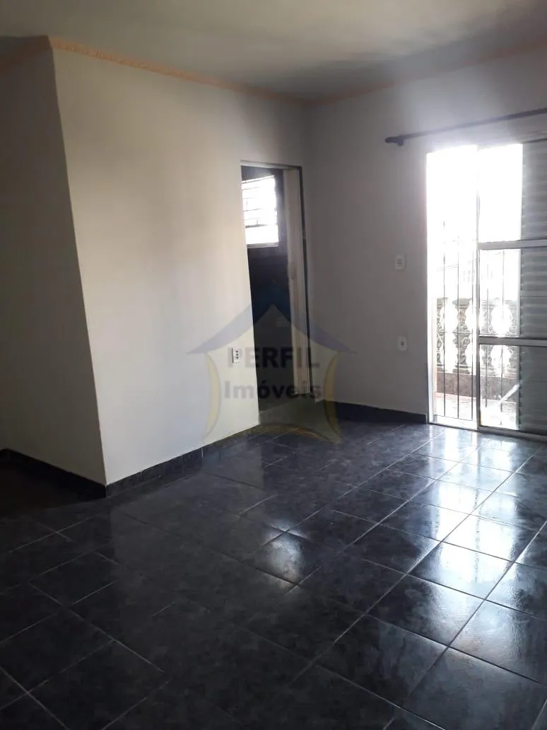 Lindo sobrado com 4 dormitorios sendo 2 suítes a venda em Mauá !