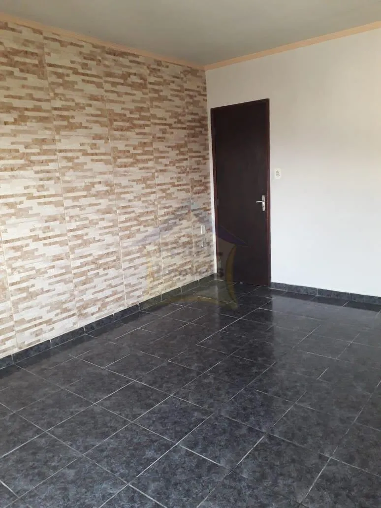Lindo sobrado com 4 dormitorios sendo 2 suítes a venda em Mauá !