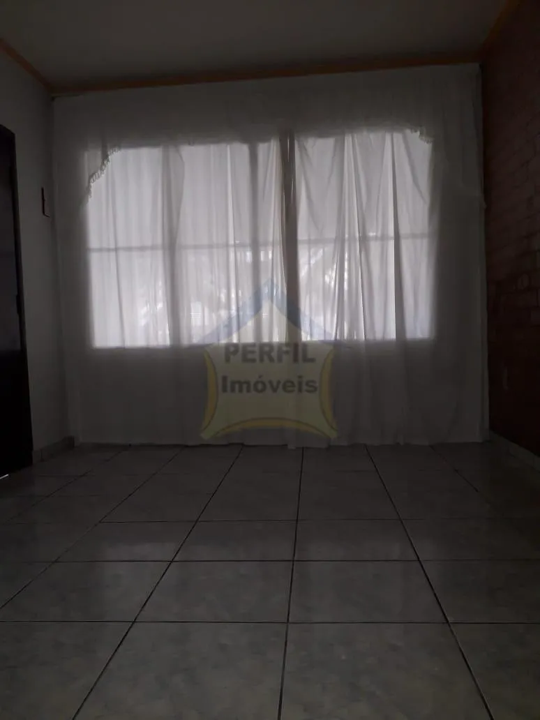 Lindo sobrado com 4 dormitorios sendo 2 suítes a venda em Mauá !