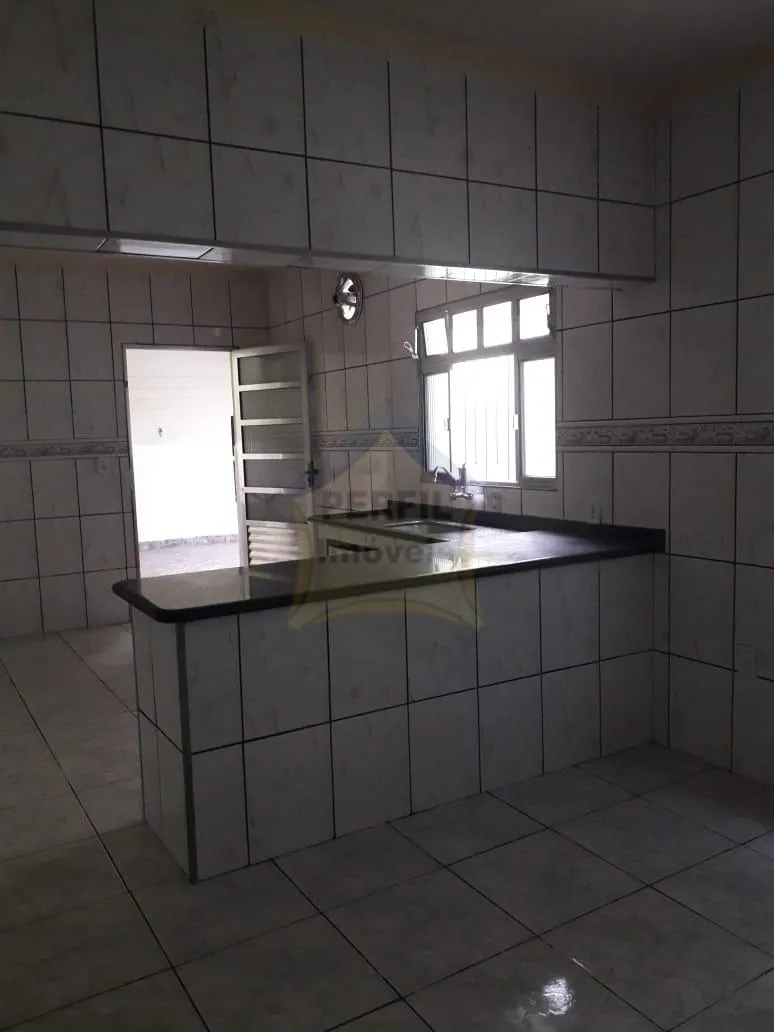 Lindo sobrado com 4 dormitorios sendo 2 suítes a venda em Mauá !