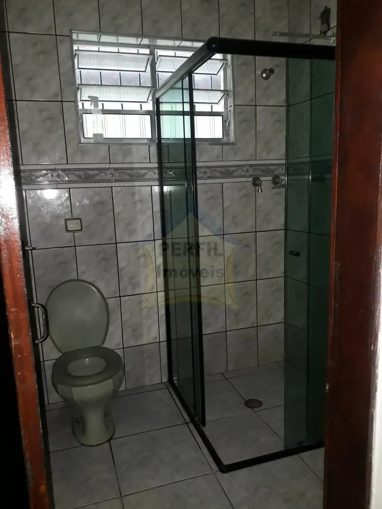 Lindo sobrado com 4 dormitorios sendo 2 suítes a venda em Mauá !