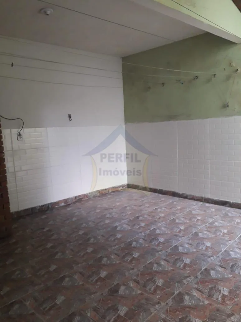 Lindo sobrado com 4 dormitorios sendo 2 suítes a venda em Mauá !