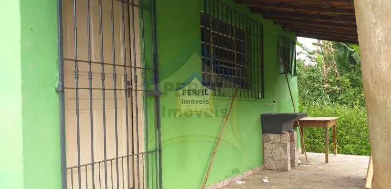 ÓTIMA OPORTUNIDADE- Conjunto de casas para Venda no bairro Ipelândia, 3 dorm, 6 vagas, 1200MT