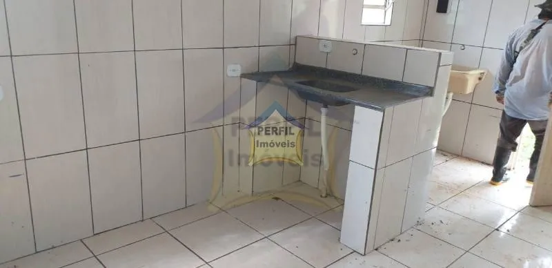 ÓTIMA OPORTUNIDADE- Conjunto de casas para Venda no bairro Ipelândia, 3 dorm, 6 vagas, 1200MT