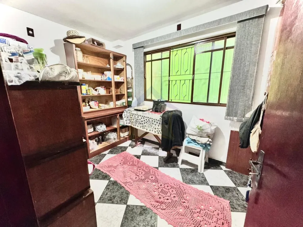 Sobrado 4 quartos para Venda no bairro Vila Junqueira em Santo André