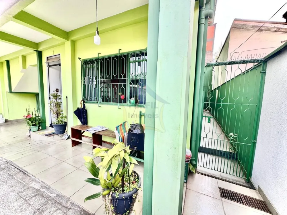 Sobrado 4 quartos para Venda no bairro Vila Junqueira em Santo André