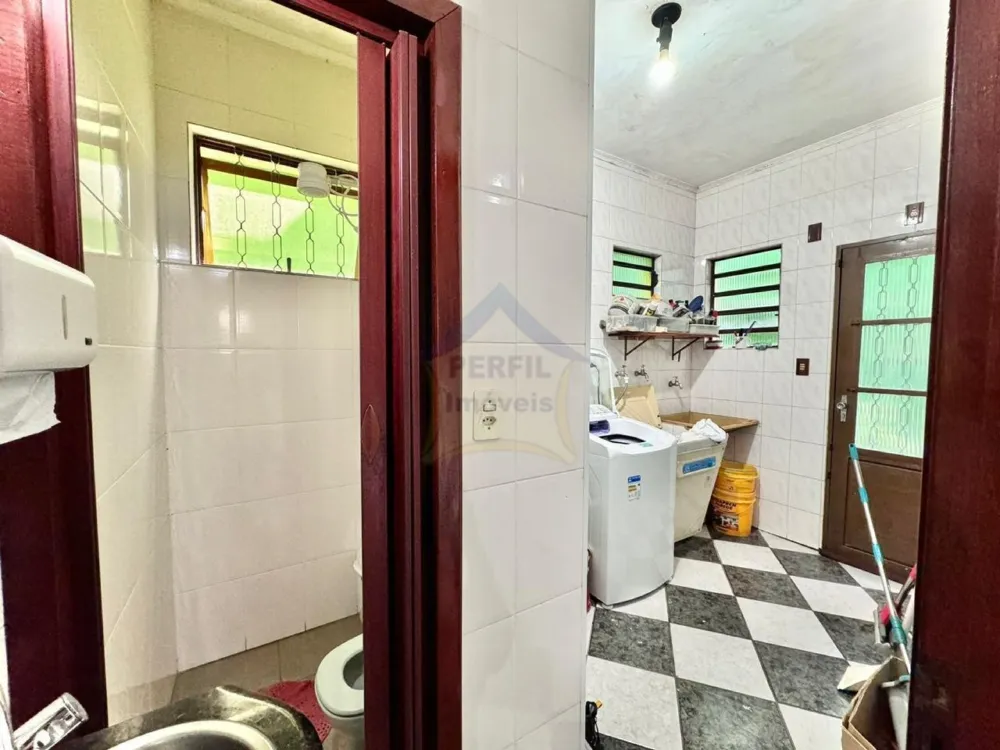 Sobrado 4 quartos para Venda no bairro Vila Junqueira em Santo André