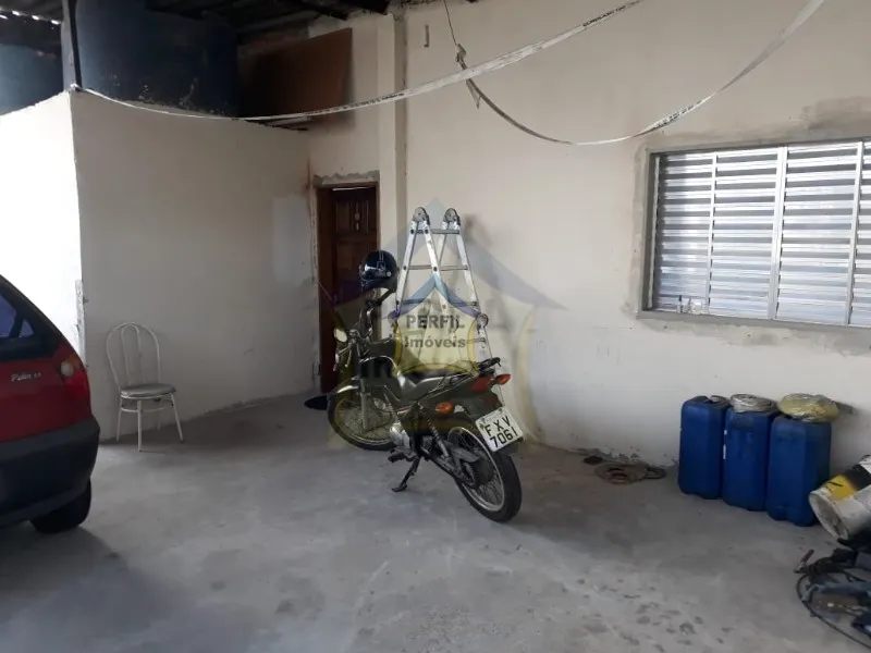 LINDA Casa Térrea à Venda no bairro Santa Luzia, 2 dorm, 2 vagas, 375 área total e 115m de área cons