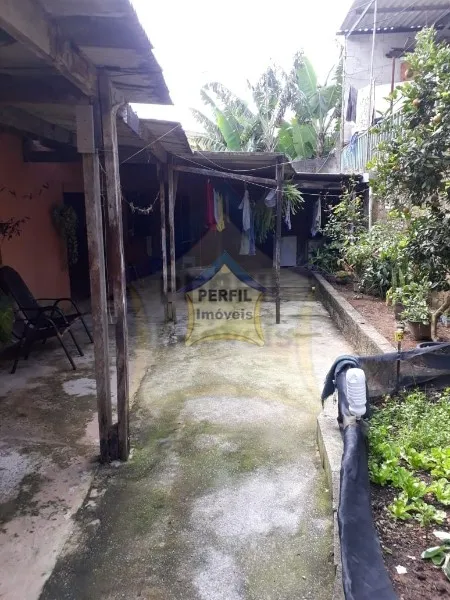 LINDA Casa Térrea à Venda no bairro Santa Luzia, 2 dorm, 2 vagas, 375 área total e 115m de área cons