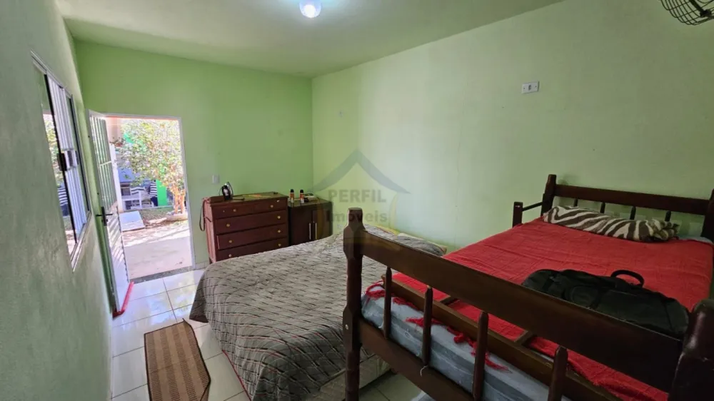 Sítio / Chácara 3 quartos para Venda no bairro Loteamento Chácaras Ingrid em Taubaté