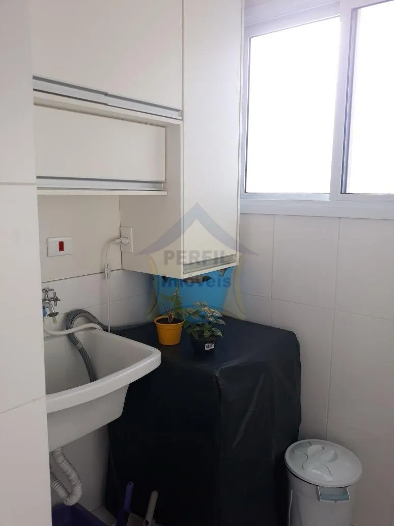 Apartamento 2 suítes para Locação Anual no bairro Olímpico em São Caetano do Sul